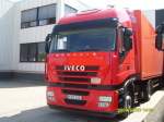Roter Iveco Stralis 420 ActiveSapce mit EuroTronic Automatikgetriebe.
